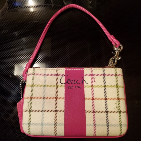 Coach wristlet - Picture 4 of 4